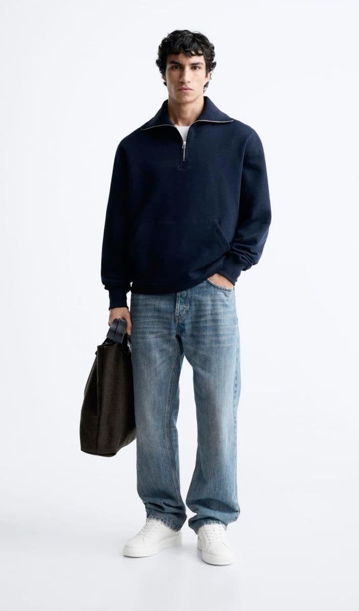 Relaxed Fit Washed Jeans